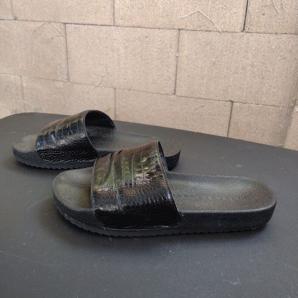 Freda Salvador Lea Black Embossed Croc Slide Sandals Women’s Size 7